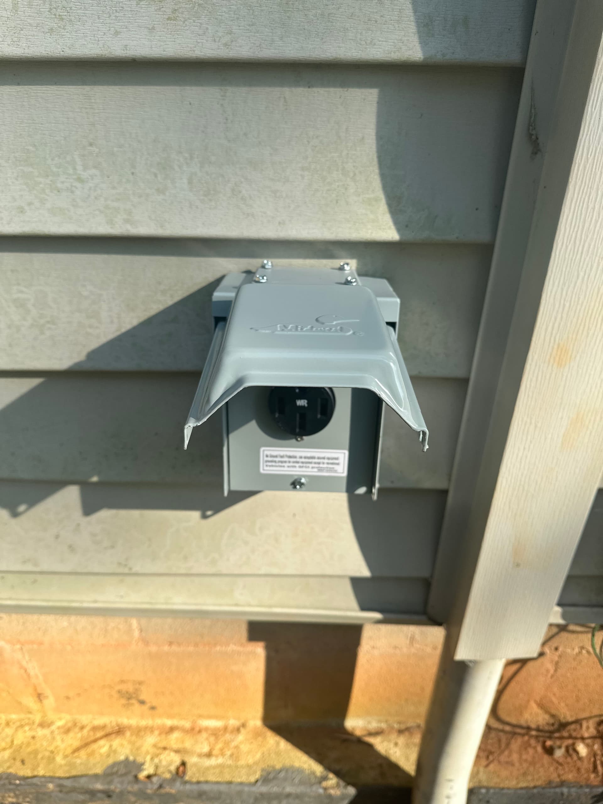 Gallery photos for Efficient RV Circuit Installation in Lula GA: Image #2